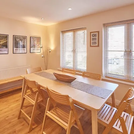 Host & - The Scuttlebutt Townhouse Ferienhaus