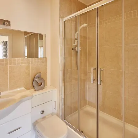 Host & - The Scuttlebutt Townhouse 度假居 *